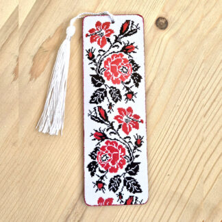 Semn de carte lemn cu model traditional